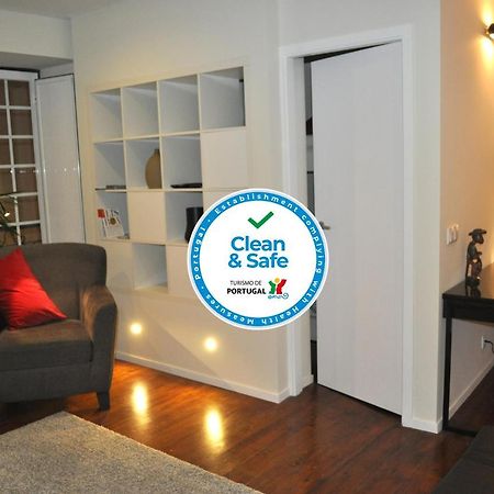 Chiado Homes - 1 Lisbon Bagian luar foto