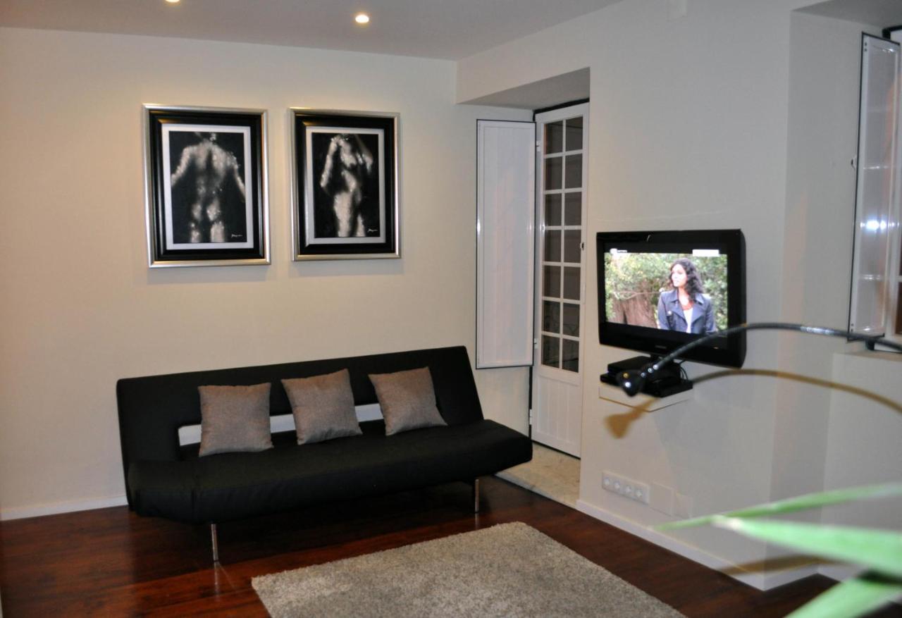 Chiado Homes - 1 Lisbon Bagian luar foto