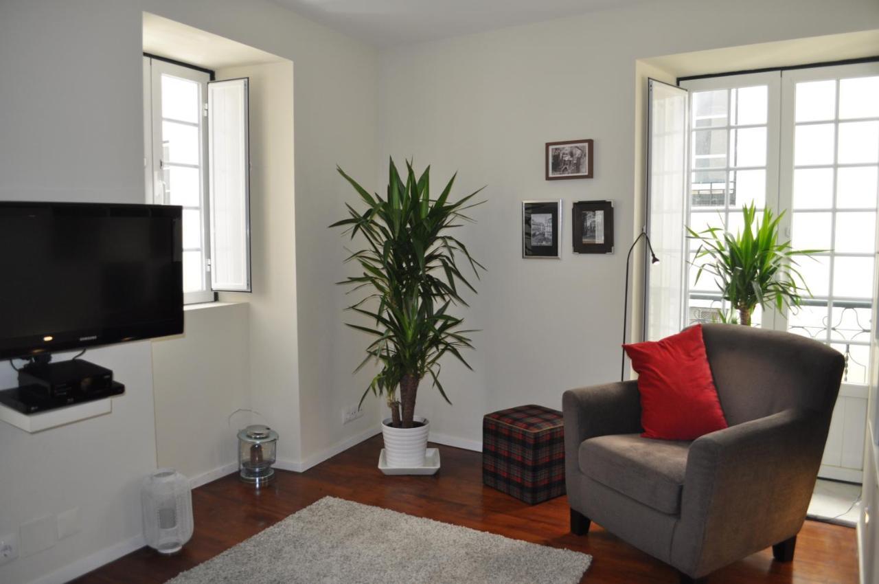 Chiado Homes - 1 Lisbon Bagian luar foto